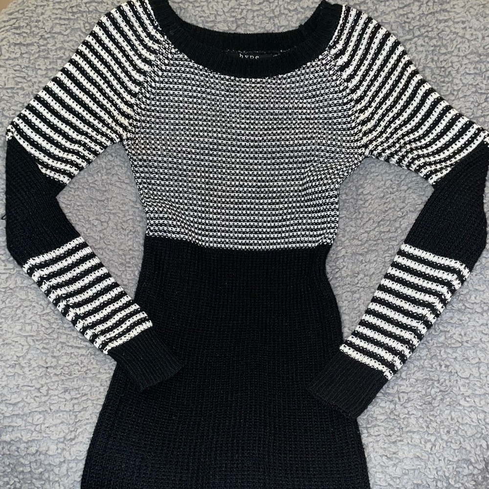 Knitted Black and white dress